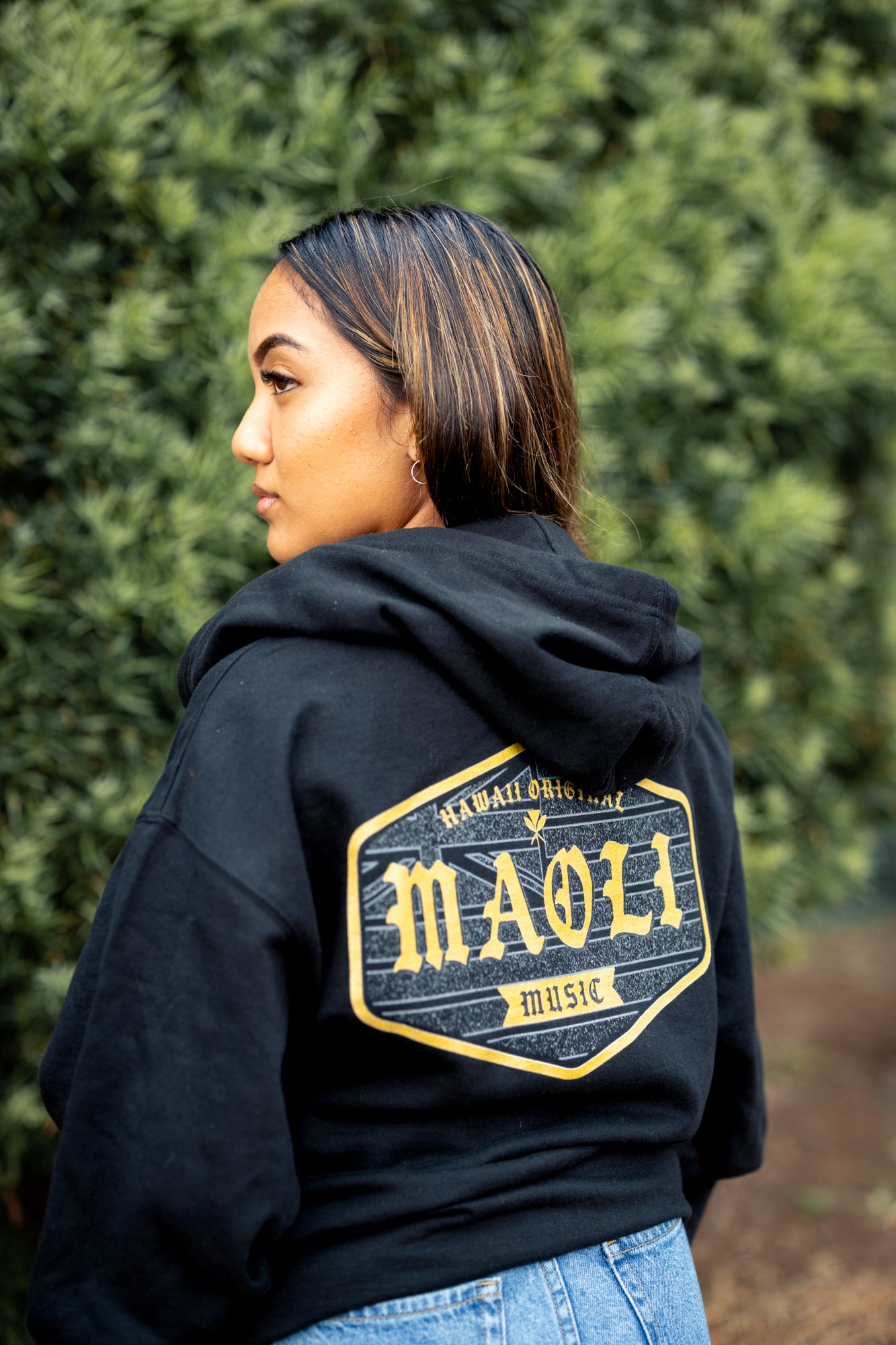 Maoli Crest Zip Up Hoodie – Shop Maoli Music